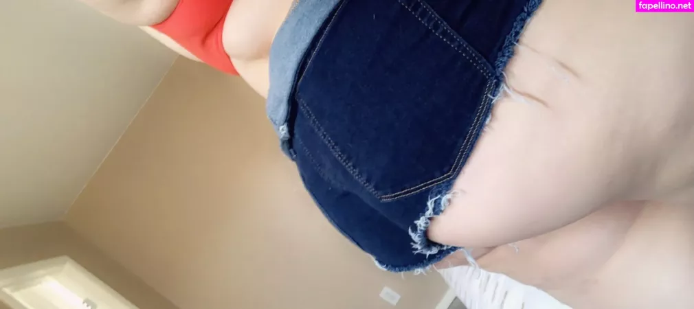 Alexxxisallure OnlyFans Thumbnail #Yq8KdvPuS5