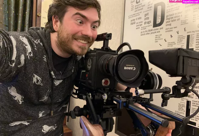 Alfredcox OnlyFans Thumbnail #B13cxJG4iA