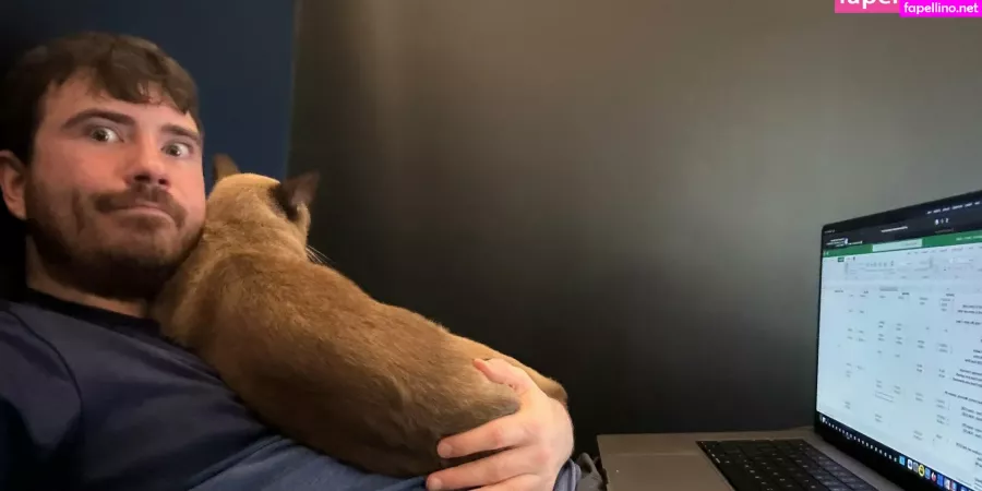 Alfredcox OnlyFans Thumbnail #xlfojAWuEs