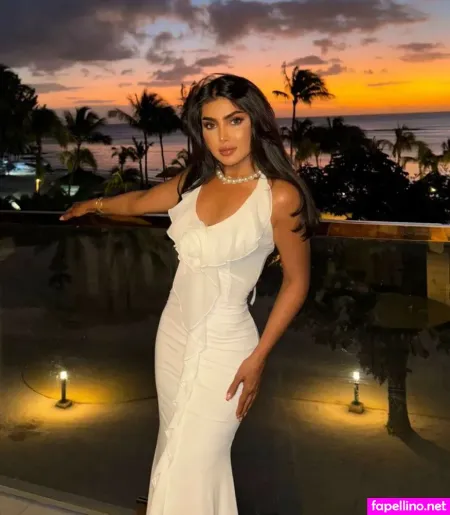 Alhanoufalharbi1 OnlyFans Thumbnail #c01ZniL4pL