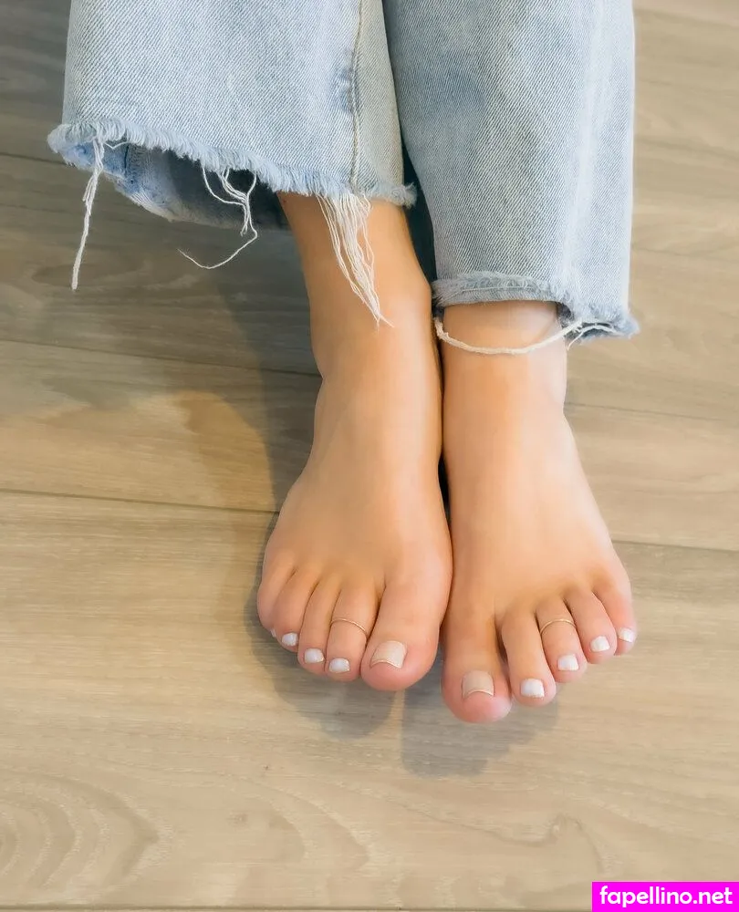 ali_toes_soles Nude Leaked OnlyFans Photo #EqHnAZpstd
