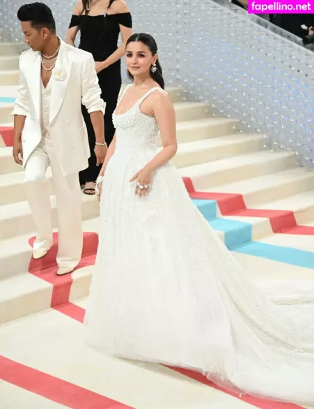 Alia Bhatt OnlyFans Thumbnail #ACwurvE9Ze