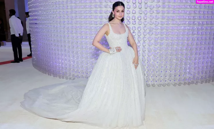 Alia Bhatt OnlyFans Thumbnail #JODusJUE4u