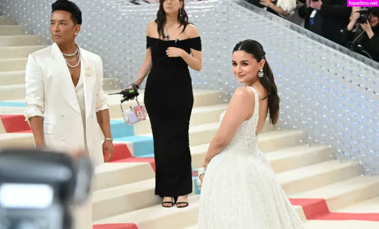 Alia Bhatt OnlyFans Thumbnail #P2oAFspacu