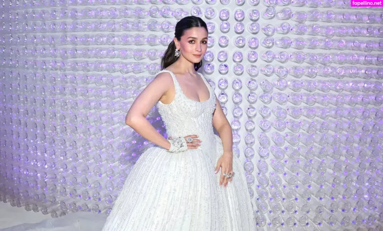 Alia Bhatt OnlyFans Thumbnail #dGNkjG6a5o