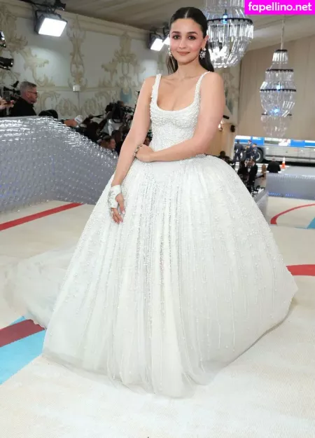 Alia Bhatt OnlyFans Thumbnail #fj0xIKdLty