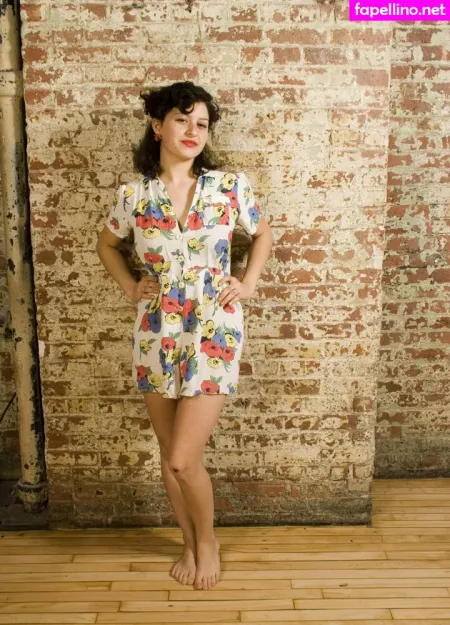 Alia Shawkat OnlyFans Thumbnail #BSBCiDGrNM