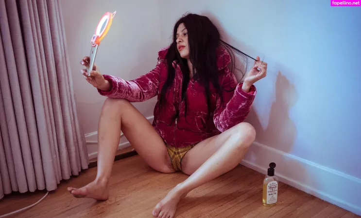 Alia Shawkat OnlyFans Thumbnail #K8NhBVcIhZ