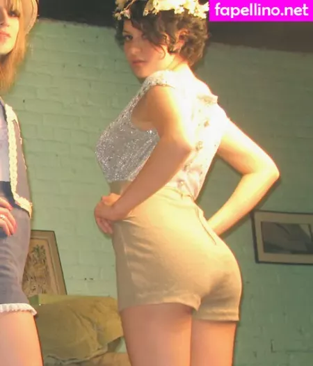 Alia Shawkat OnlyFans Thumbnail #WorY0ytm2e