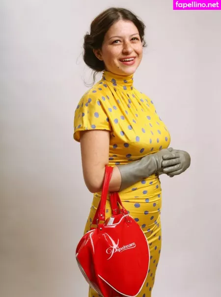 Alia Shawkat OnlyFans Thumbnail #uQHFzXkZUk