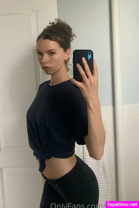 Aliablack OnlyFans Thumbnail #J2aLrb3P3Z