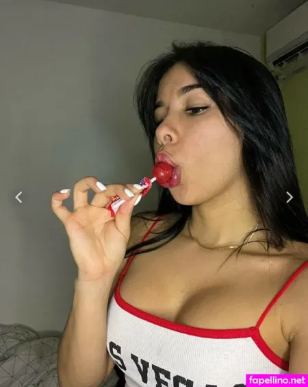Aliana Vera OnlyFans Thumbnail #4AYPTAkaQI
