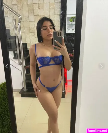 Aliana Vera OnlyFans Thumbnail #8DlRtJF6hv