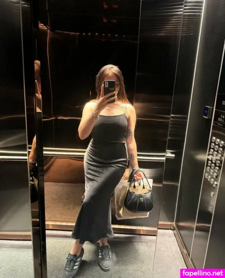 Aliaska Page OnlyFans Thumbnail #2W8x9l4vxA