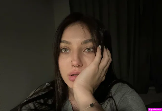 Aliaska Page OnlyFans Thumbnail #DbjMliuGG5