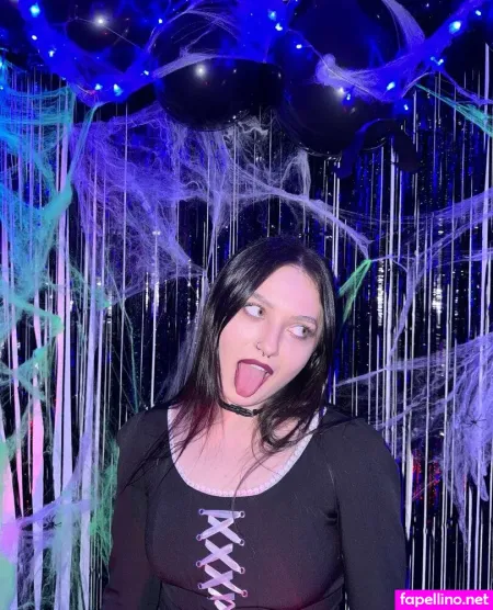 Aliaska Page OnlyFans Thumbnail #X2osQux6T4