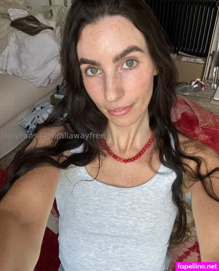 Aliawayfree 1 OnlyFans Thumbnail #Jci2FdQKo5