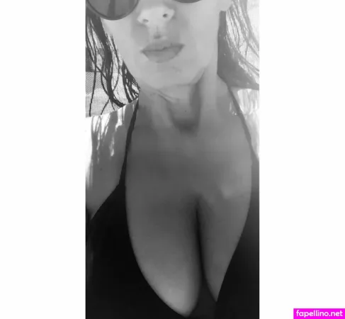 Aliboni001 Aliboni Alicia Bonilla A Spaniard Cougar Milf OnlyFans Thumbnail #9OcKqHrX0z