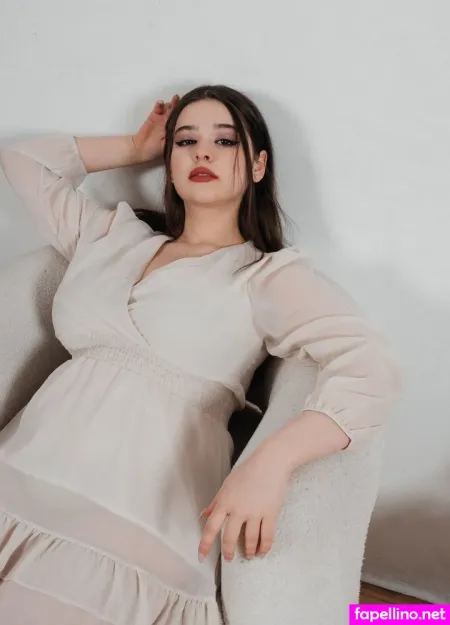 Alica Quinn OnlyFans Thumbnail #IprfmIQmwe