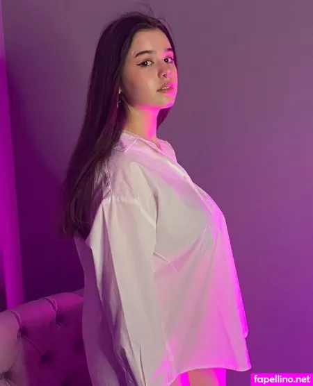 Alica Quinn OnlyFans Thumbnail #WVYpD4YAtN