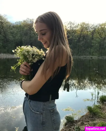 Alice 19f OnlyFans Thumbnail #c4R1nRbuCx