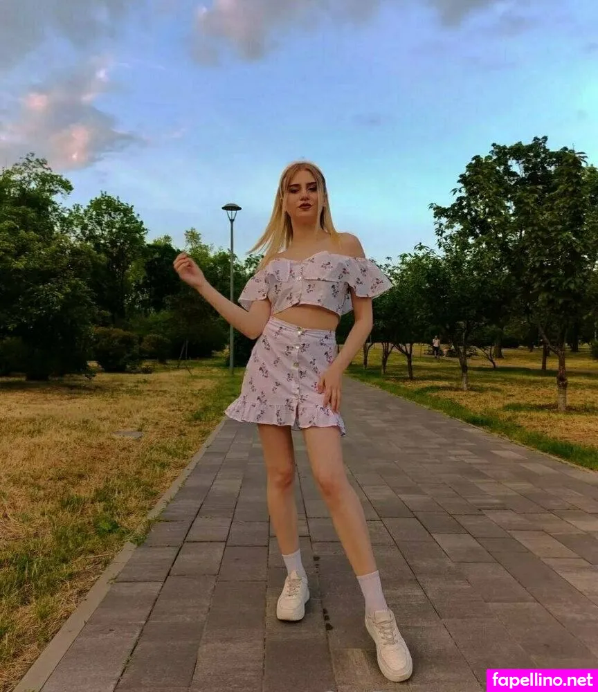 alice_best, alicebestie Nude Leaked OnlyFans Photo #C4qoe75WDm