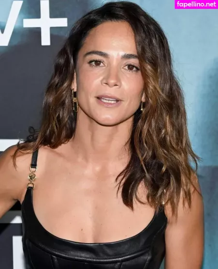 Alice Braga OnlyFans Thumbnail #8QiH2YMhWx