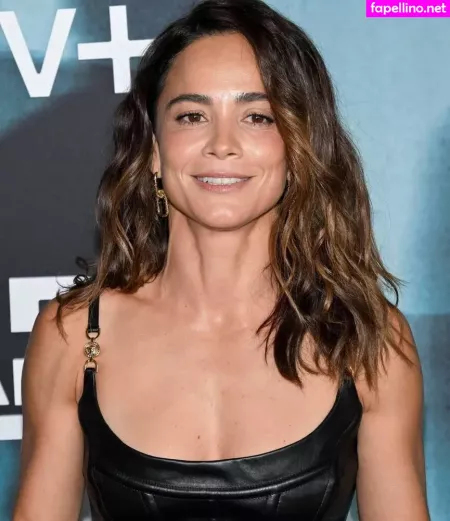 Alice Braga OnlyFans Thumbnail #KhuFxHQdRg
