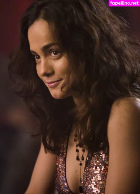 Alice Braga OnlyFans Thumbnail #frVjF0qPX7