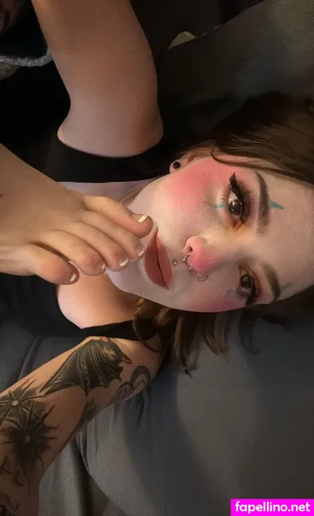 Alice Carousel OnlyFans Thumbnail #gWbXxywRIN