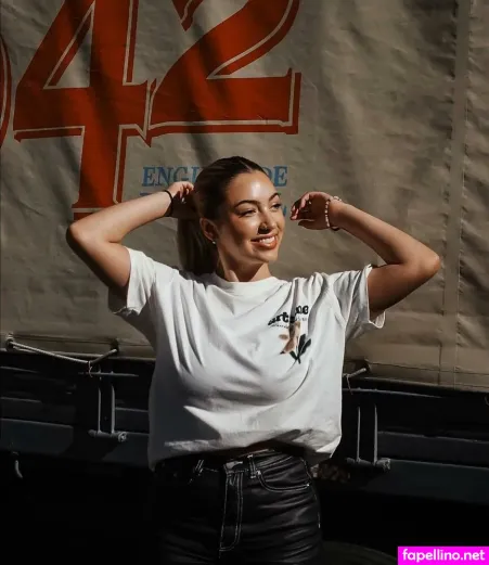 Alice Catarina OnlyFans Thumbnail #OiuEOxcuuR