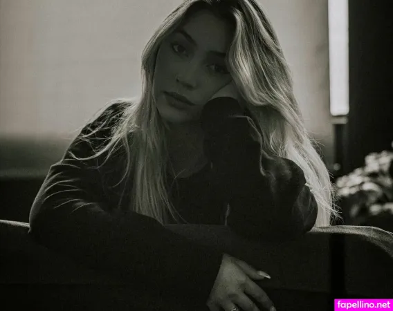 Alice Catarina OnlyFans Thumbnail #SNG3yq6dU5