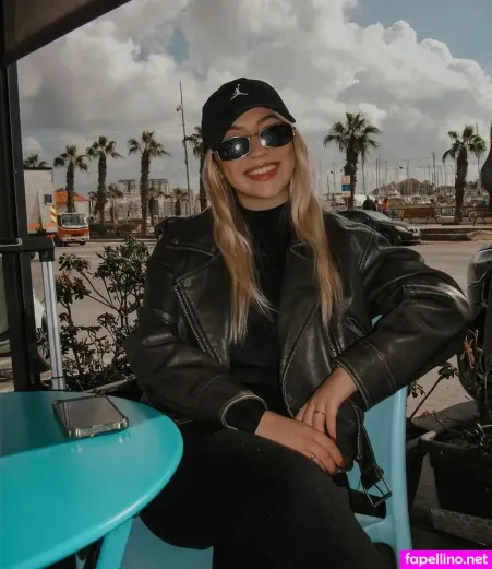 Alice Catarina OnlyFans Thumbnail #szKVBfH8nm