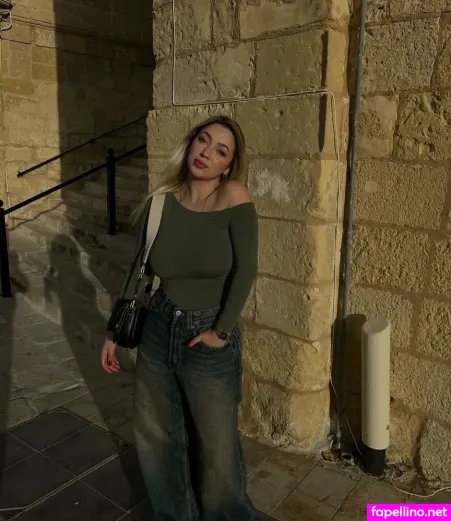 Alice Catarina OnlyFans Thumbnail #zagolqDqHN