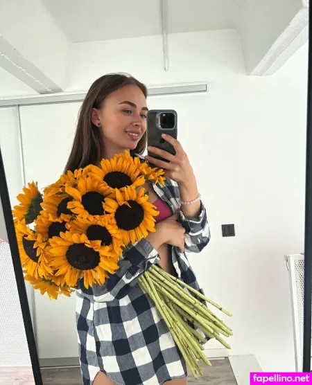 Alice Charme OnlyFans Thumbnail #7hEtpbz59Q