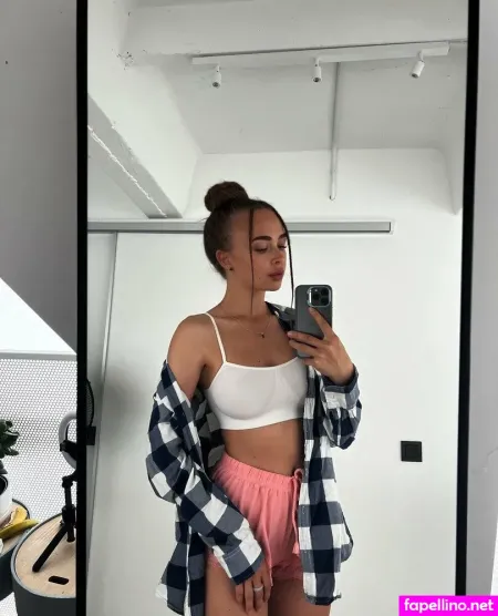 Alice Charme OnlyFans Thumbnail #TvRyDSoV3K