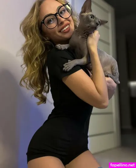 Alice Charme OnlyFans Thumbnail #YVtjIKORuC