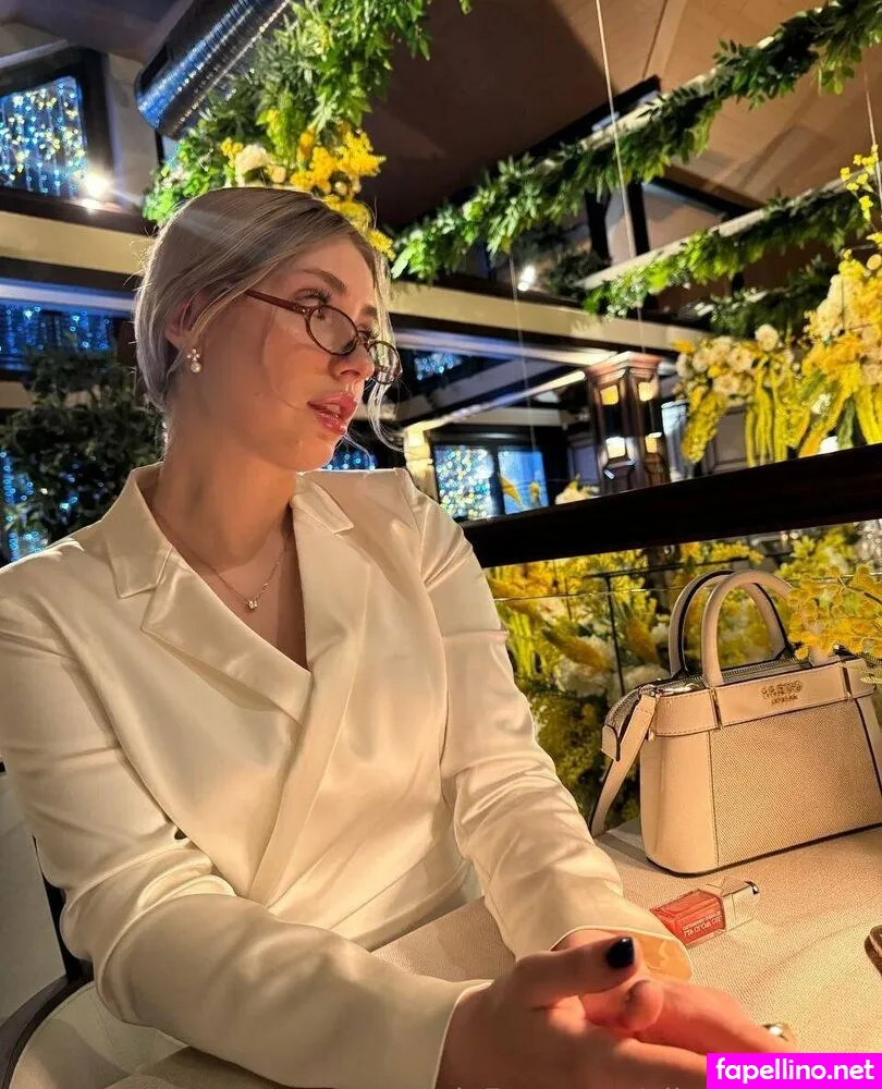 alice_fabulous, alicethefabulousofficial Nude Leaked OnlyFans Photo #LrwpviUrY9