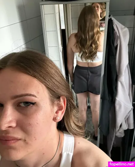 Alice Gold22 Main Profile Photo