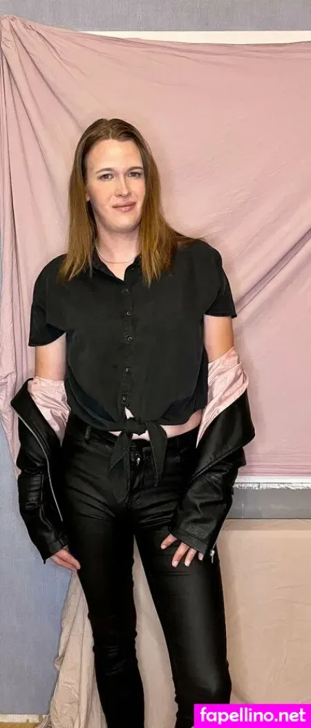 Alice Gold22 OnlyFans Thumbnail #zEVp5gHFH0