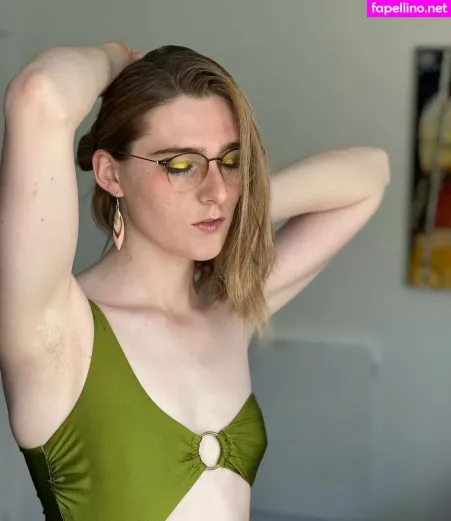 Alice In Wonder1and OnlyFans Thumbnail #3cux9GfcnV