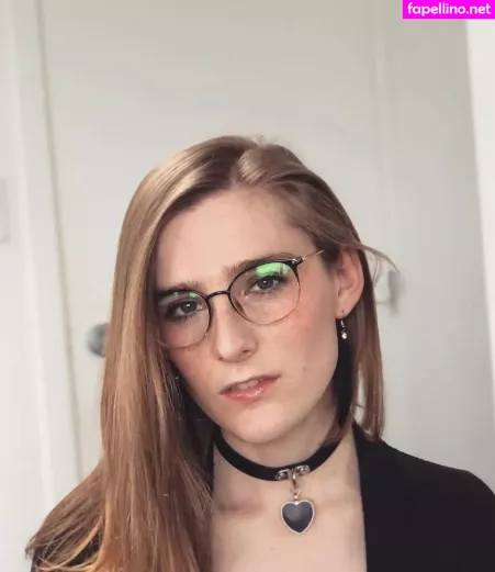 Alice In Wonder1and OnlyFans Thumbnail #bALlKzPOUN