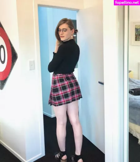Alice In Wonder1and OnlyFans Thumbnail #eYv0bPhd06