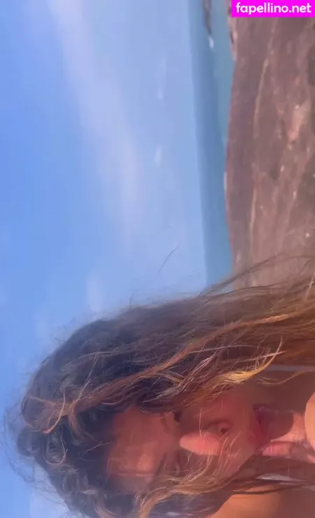 Alice Lins OnlyFans Thumbnail #TJXNJc4Ujt