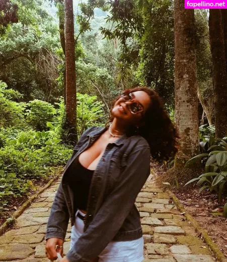 Alice M OnlyFans Thumbnail #4p5niQvRlS