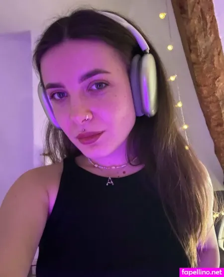 Alice Pearl OnlyFans Thumbnail #dzPxm6gpmx