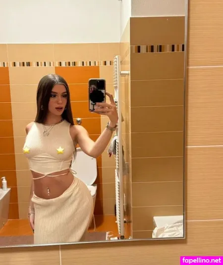 Alice Perego OnlyFans Thumbnail #xoyH2gNhUk