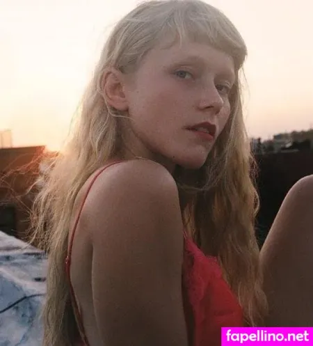 Alice Phoebe Lou OnlyFans Thumbnail #8ZNFKIZFX5