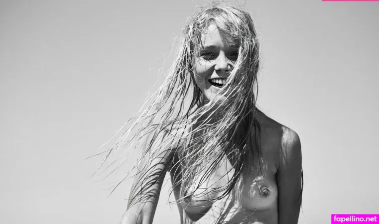 Alice Phoebe Lou OnlyFans Thumbnail #B82RY08fwU