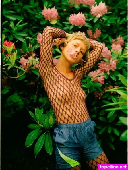 Alice Phoebe Lou OnlyFans Thumbnail #JnkUeRbi0e